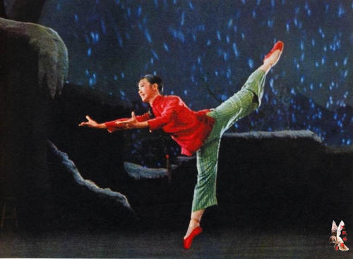 米格尔·德·塞万提斯欧洲大学 Art diplom